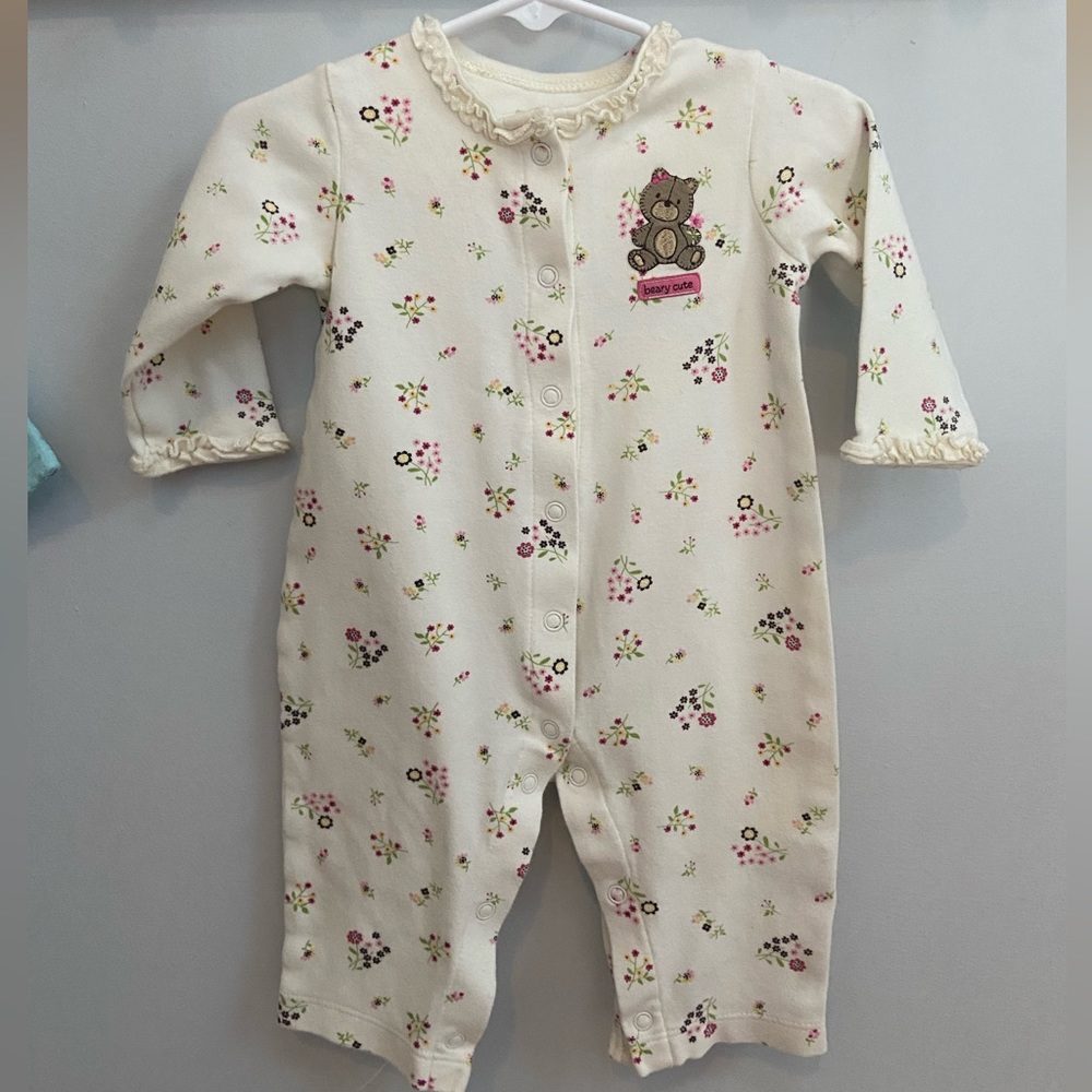 Carter’s Girls Bodysuit Onesie Baby
